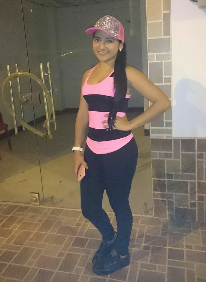 Serna8Serna's tweet image. Hola soy Valeria ofrezco mi virginidad a cambio de una buena suma de dinero x problemas económicos serios.