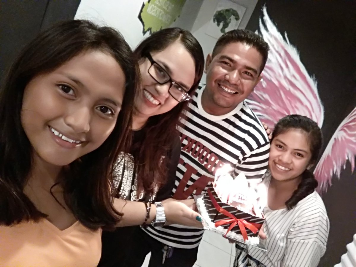 JacsonPoek's tweet photo. #sukaroti
#myb'day https://t.co/7VU1YmkbFP