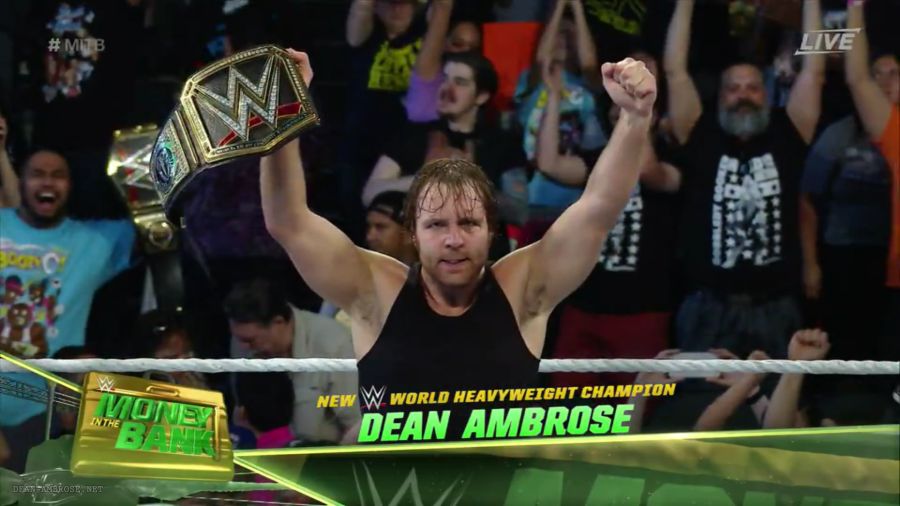 Dean Ambrose wins Money in the Bank and WWE World Heavyweight Championship ClXSyI_WkAAphvG