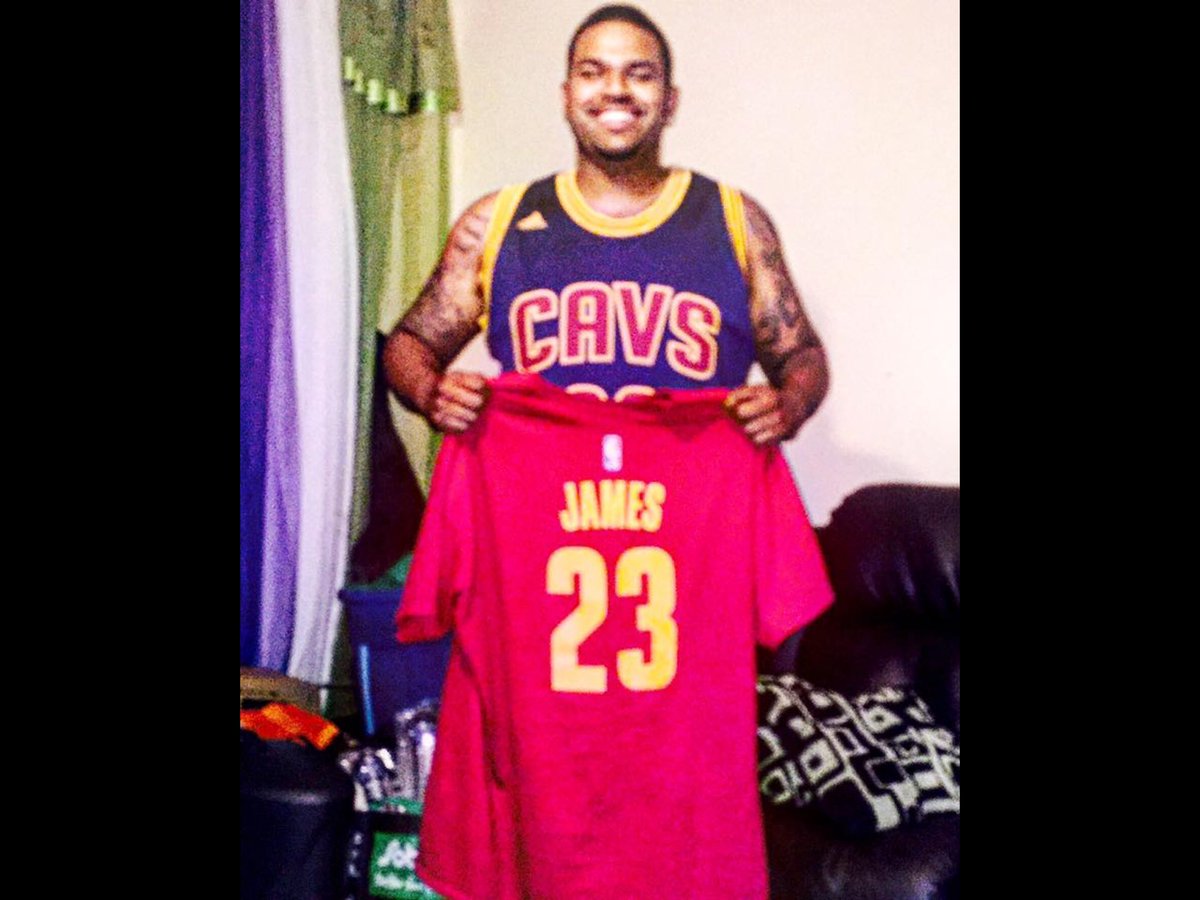 dizzle116's tweet photo. @KingJames All day!! Congrats on bringing the chip home! https://t.co/LkcZN0xSmC