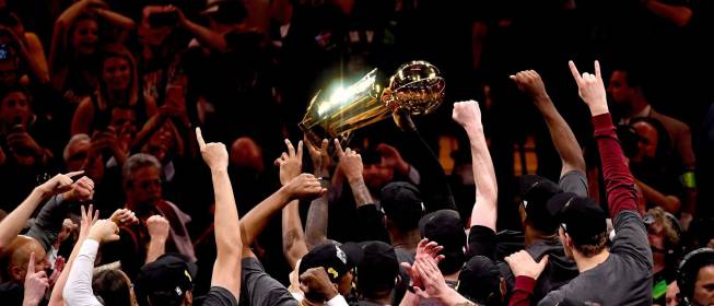 AS_NBA's tweet photo. LeBron cumple su promesa a Ohio: Cleveland Cavaliers, campeones de la NBA 2015-16 https://t.co/gKEk2cYETE https://t.co/5R1RRIFlwC