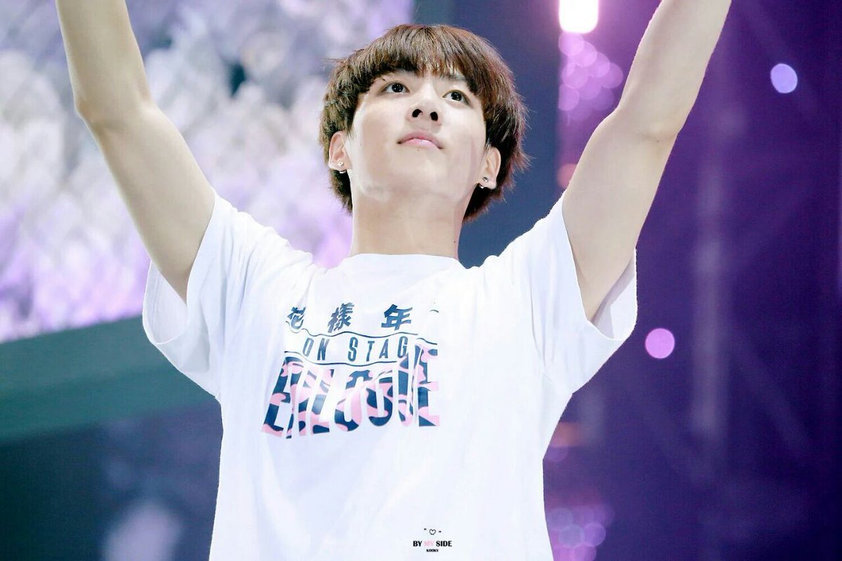 Btsleaks's tweet photo. Cr. BY MY SIDE~

#lovebts #BTS #JUNGKOOK  #bangtanboys https://t.co/q7hq5DcDoq
