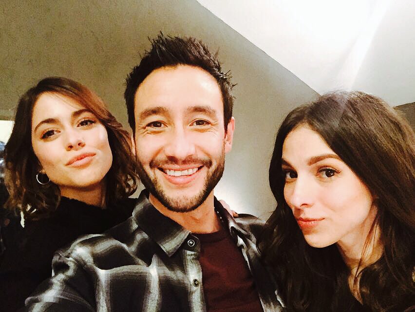 Cuanta felicidad!! Gracias reinas x llenar d luz con #TuManoLunaPark <a href="/TiniStoessel/">tini</a> <a href="/PatyCantu/">P A T Y * C A N T Ú</a>