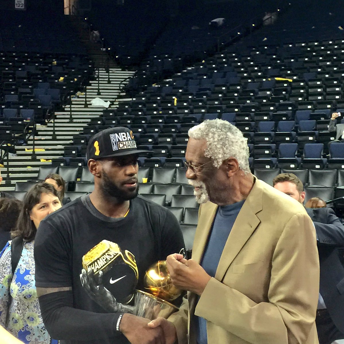 ESPNNBA's tweet photo. LeBron James and Bill Russell share a moment after the game. https://t.co/gJQFgL1oCQ