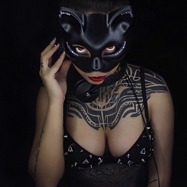 Connect with Katie on her various social profiles at #ItsMyURLs https://t.co/xvyBEpGz0T https://t.co