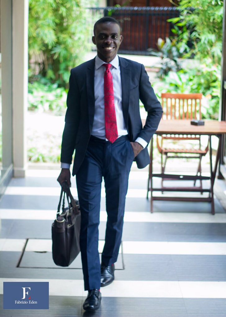 FabrizioEden's tweet photo. Step out this new week in #GrandStyle with our @FabrizioEden #PlainBlackSingleButtonSuit

#ItalianSuits #FathersDay https://t.co/6WWRJQaOIl