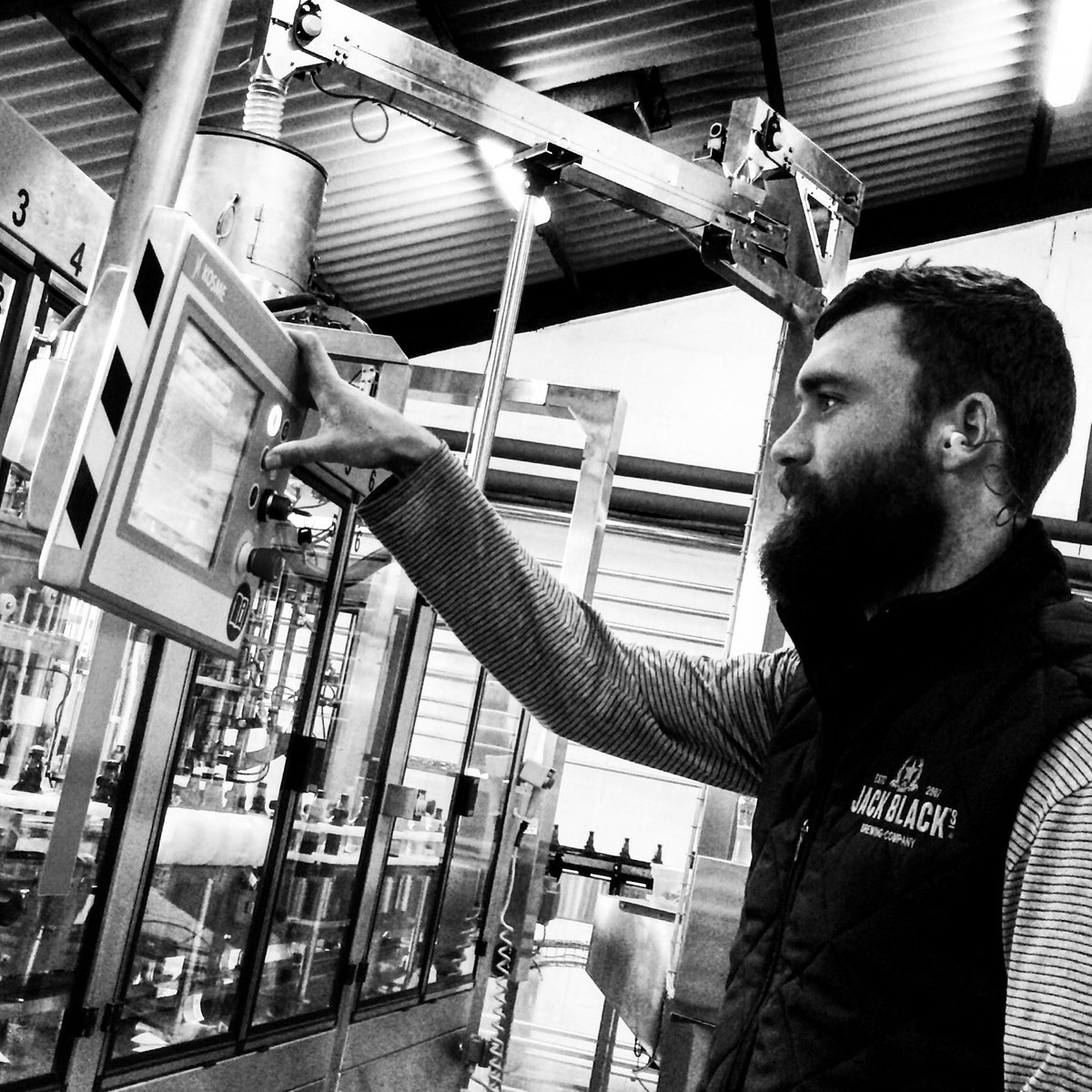 Our man Dan, making sure the bottling line is running smoothly #jackblackbrewery #comingsoon #craftbeer