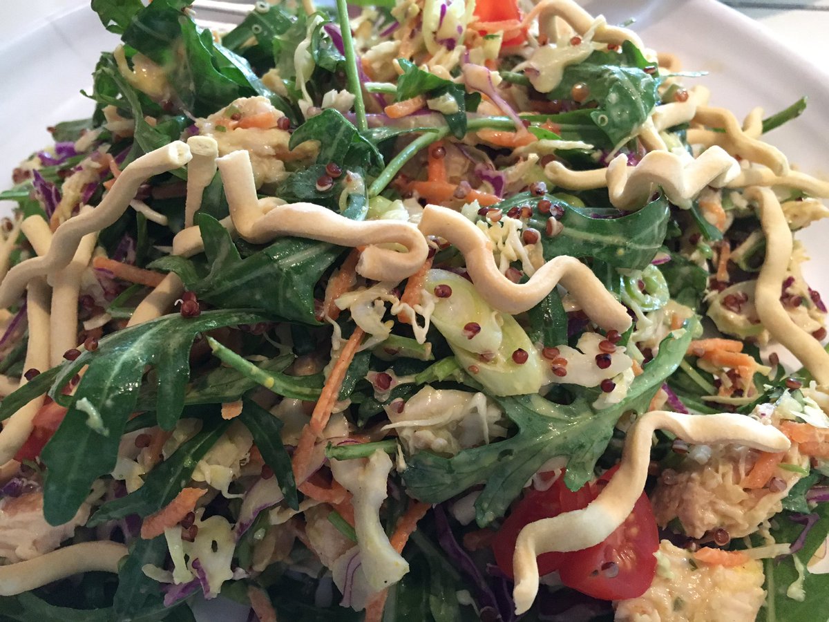 Karenharvey333's tweet photo. #vivocafe amazing roast chicken salad! Love it, free range of course, fabulous food#Titirangi #westie https://t.co/4owyG0XwTn
