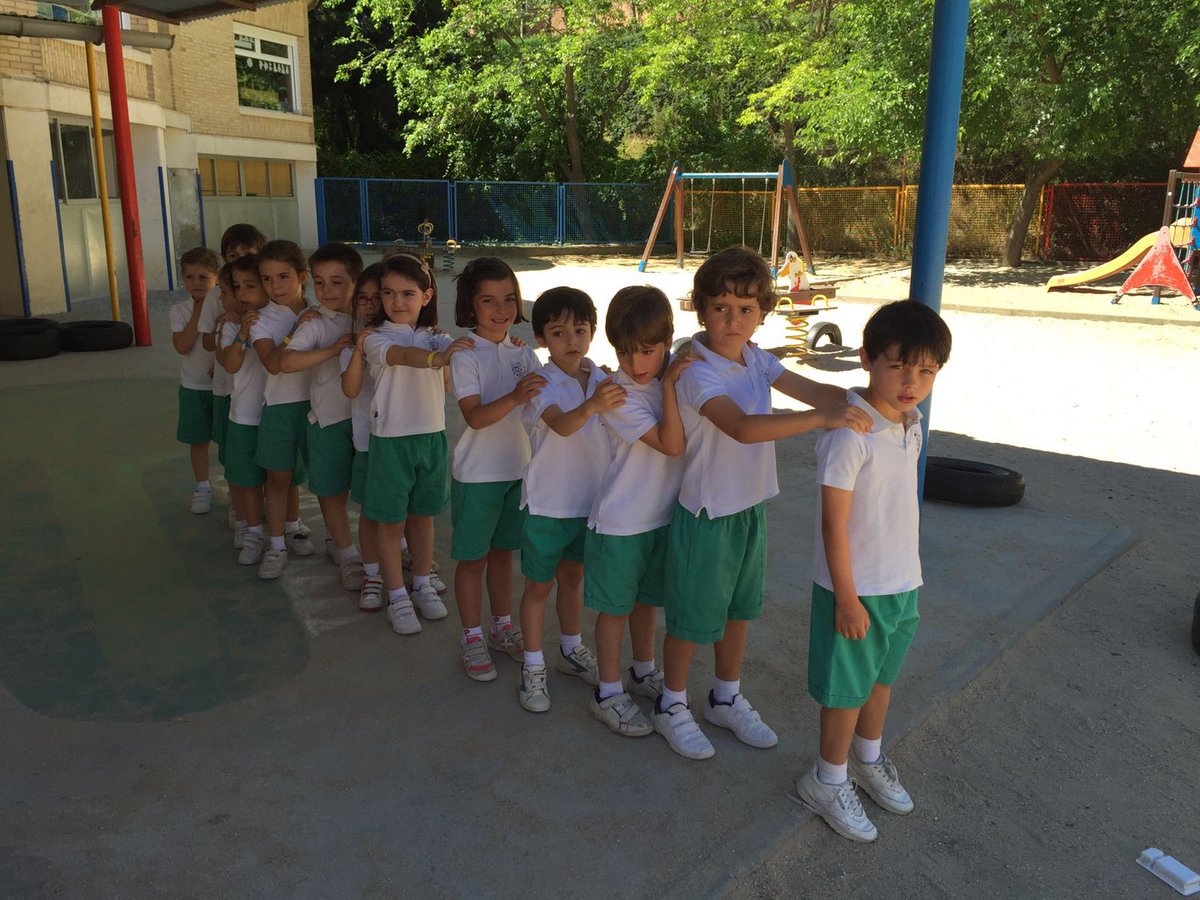 irlandesassoto's tweet photo. Nos preparamos para las Olimpiadas con este workshop de atletismo #empapa2 de diversión https://t.co/ababQjGjMg