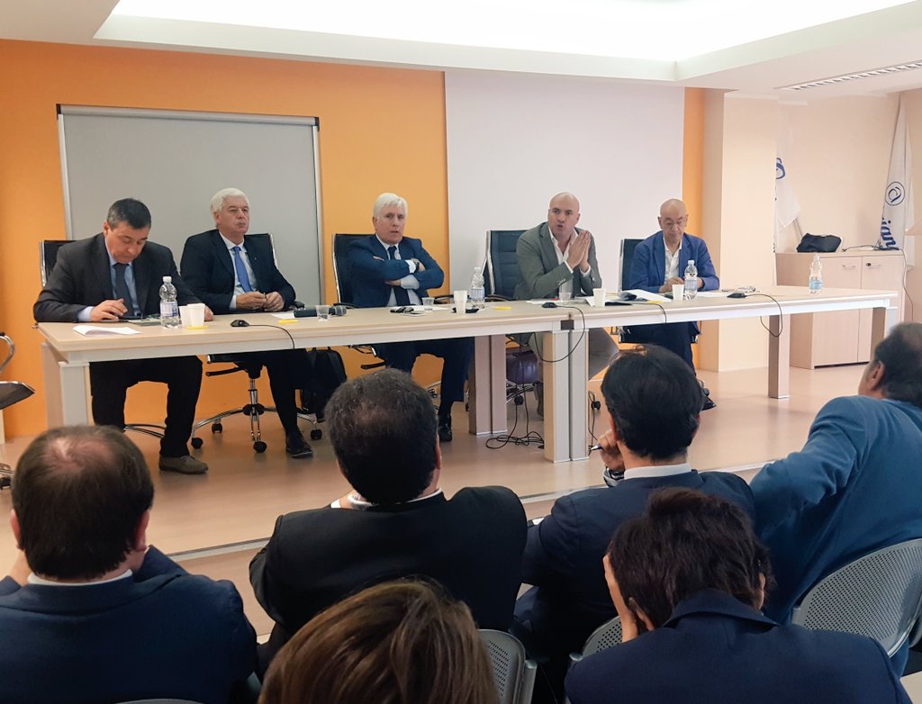LegacoopBas's tweet photo. @LucaBraia: Concentrare opportunità e risorse e condividere strategie. #PsrBas #Leader2014-20 #PensiamoBasilicata https://t.co/nDxTT4k6gD