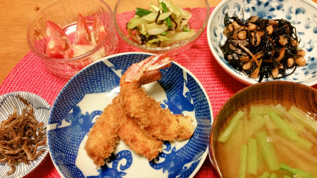 猫z 10尾500円の赤エビをエビフライ にしてやった タルタルも作るつもりだったのに力尽きた 今はこいつをビールで流し込む以外のことは考えられないエビフライ大好きいただきます 猫z 10尾500円の赤エビをエビフライ にしてやった タルタルも作るつもりだったのに力尽きた 今はこいつをビールで流し込む以外のことは考えられないエビフライ大好きいただきます
