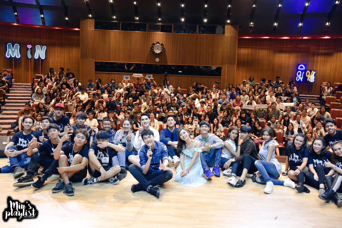 Mins_Playlist's tweet photo. ขอบคุณ Guest ทุกท่าน KU band &amp;DancerTeam น้องๆแฟนคลับที่มาสร้างความทรงจำดีๆด้วยกันนะคะ #MinsPlaylist 💙 @minthitipat https://t.co/beLqibZiaZ