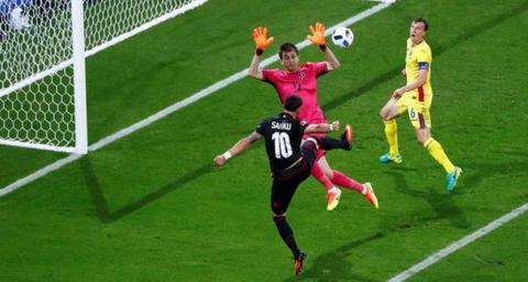 StadDoha_en's tweet photo. Albania keep last 16 hopes alive https://t.co/l9JLhNYA7Z #ROMALB #ALB #EURO2016 @UEFAEURO https://t.co/an98SQ4UtL