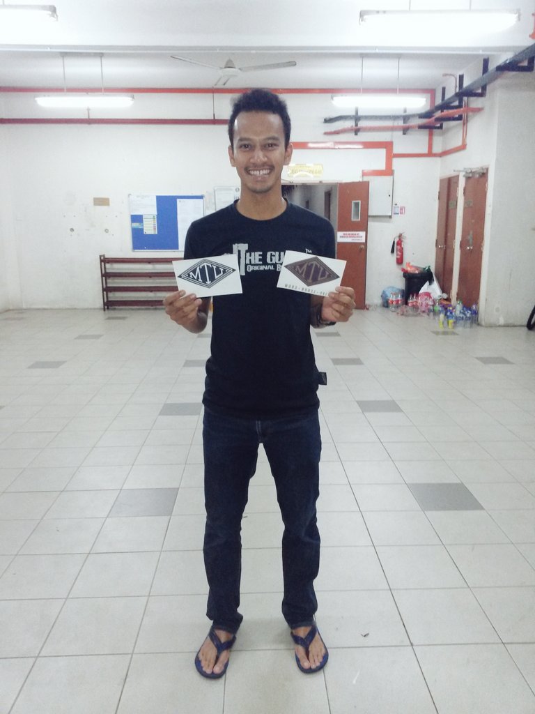 syamilafif_'s tweet photo. Antara geng diploma yg menyokong dan sempat di snap gambar. Trimas and congrats sudah setel degree !
#LLGCarSticker https://t.co/CMTY8f0zp6