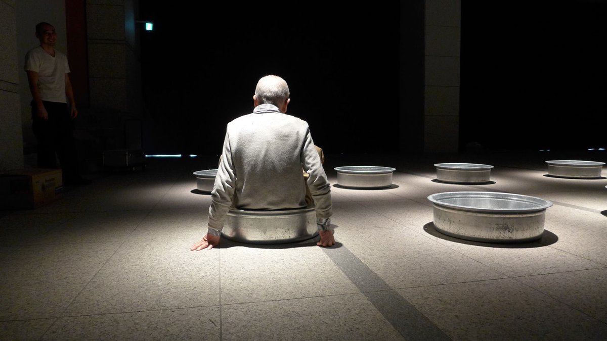 劇団 維新派 の主宰で劇作家 演出家の松本雄吉死去 4ページ目 Togetter 劇団 維新派 の主宰で劇作家 演出家の松本雄吉死去 4ページ目 Togetter