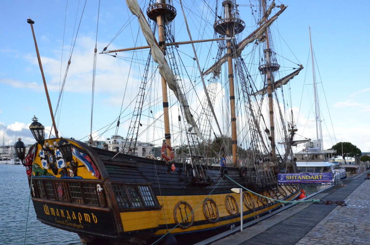 Corderie_CIM's tweet photo. Pour bien commencer cette semaine, nous vous laissons découvrir quelques photos du Shtandart ! ⛵ https://t.co/ni4aI2SyjE