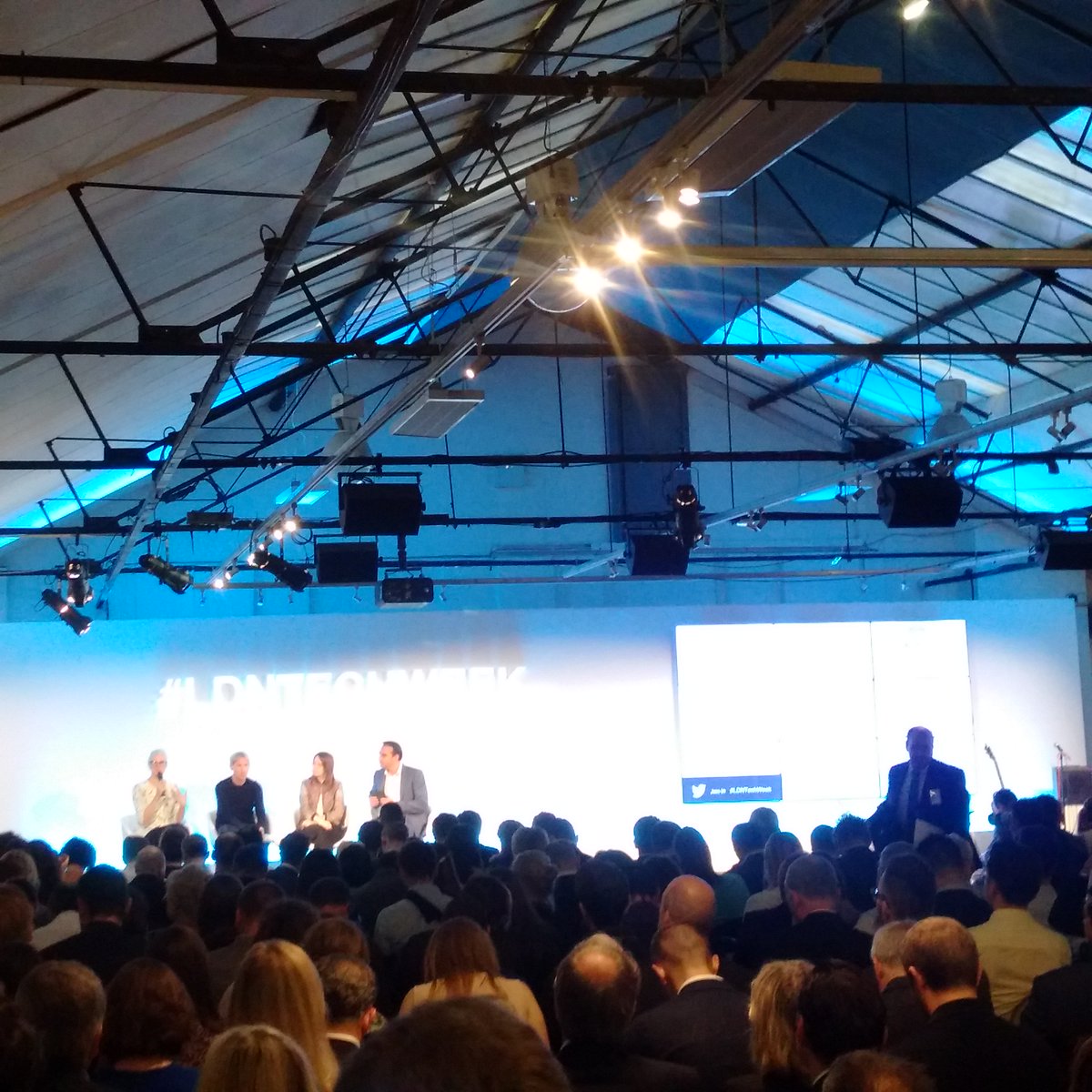 Global_M_'s tweet image. Great insight into #fashtech @BrookeRobertsUK @drinkmatt @JennySnapTech #LNDTechWeek #technology