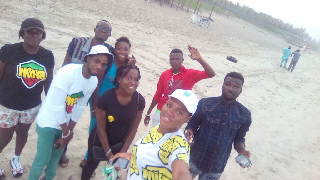 kekeli_burniton's tweet photo. Yesterday #WeMadeIt at labadi beach @stonebwoyb @AshiabiSophia @PergySlim @AfiBurniton @isrealburniton #BhimTillTill https://t.co/JavpcOu6yu