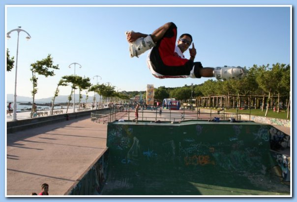 BertoRobles's tweet photo. EST JUEVES D SAN JUAN! DSD LA TARDE REALIZAREMOS UN FIESTA N HOMENAJE A MI HERMANO N EL HALFPIPE D SAMIL! #JAVIPRO https://t.co/QbT9rHWxmW