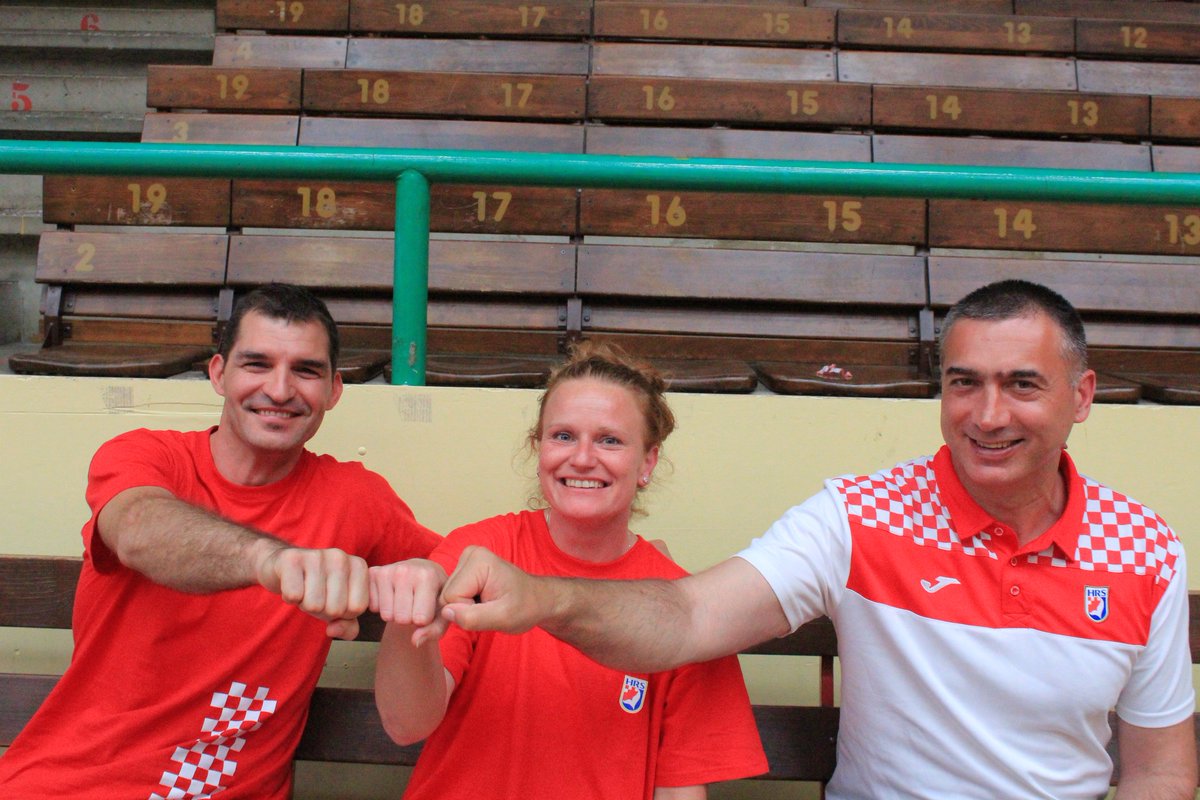 HRS_CHF's tweet photo. #Juniorke se spremaju za Svjetsko prvenstvo u Rusiji. Još 14 dana do početka cc @rushandball #crohandball https://t.co/V61Le94bTK