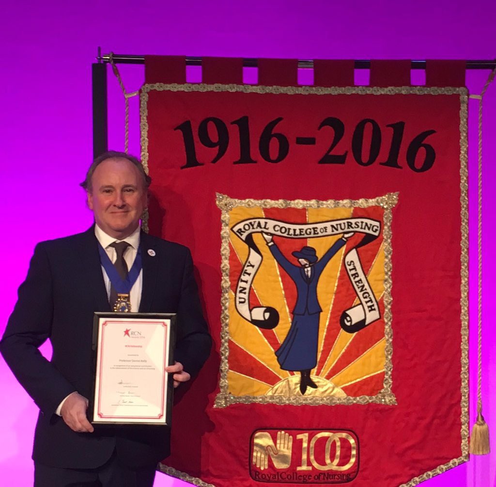 cancernurseEU's tweet photo. Congratulations to our @cancernurseEU President @profdkelly on receiving the @theRCN fellowship award #RCN16 👏👏👏👏🎉🎉🎈 https://t.co/LAovVrjitY