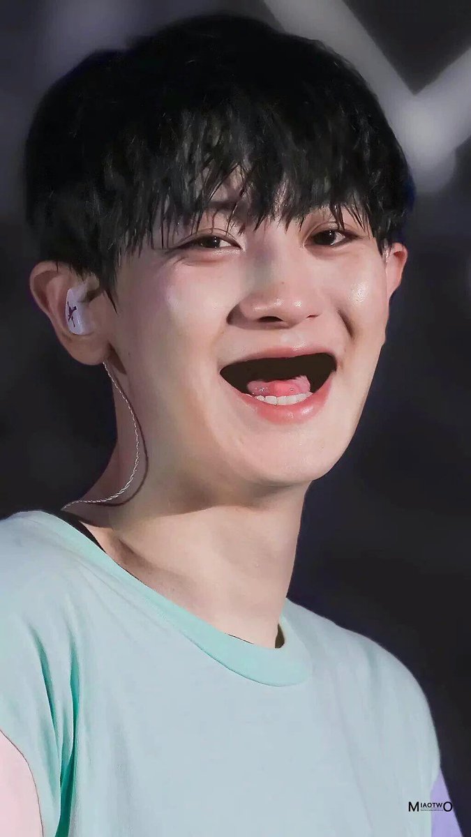exo_61_c's tweet photo. @PCY_61D https://t.co/8QMEZYeHOl