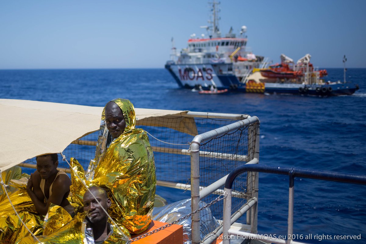 ContextNewsroom's tweet image. Want to help refugees in the Med? This app makes it possible with a click 
tmsnrt.rs/1ZOuP8h #WorldRefugeeDay