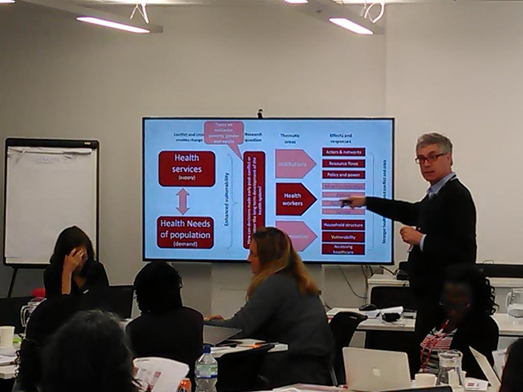 ReBUILDRPC's tweet photo. ReBUILD's @TimMartineau pulling together the themes of our work in #healthsystems in conflict &amp; fragility #REBUILDRU https://t.co/38JD18jBr0