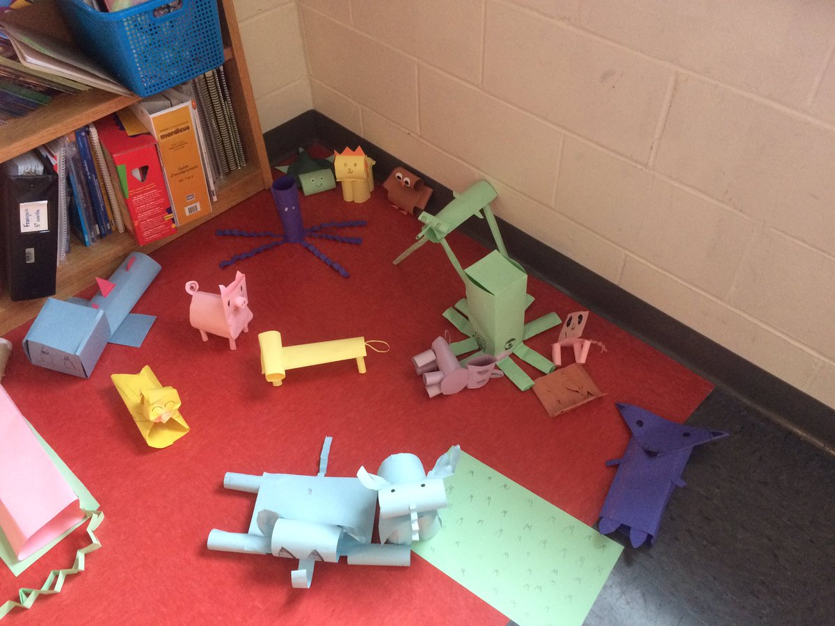 mmelee5's tweet image. No cages in our 2D/3D Animal zoo! #mathisart