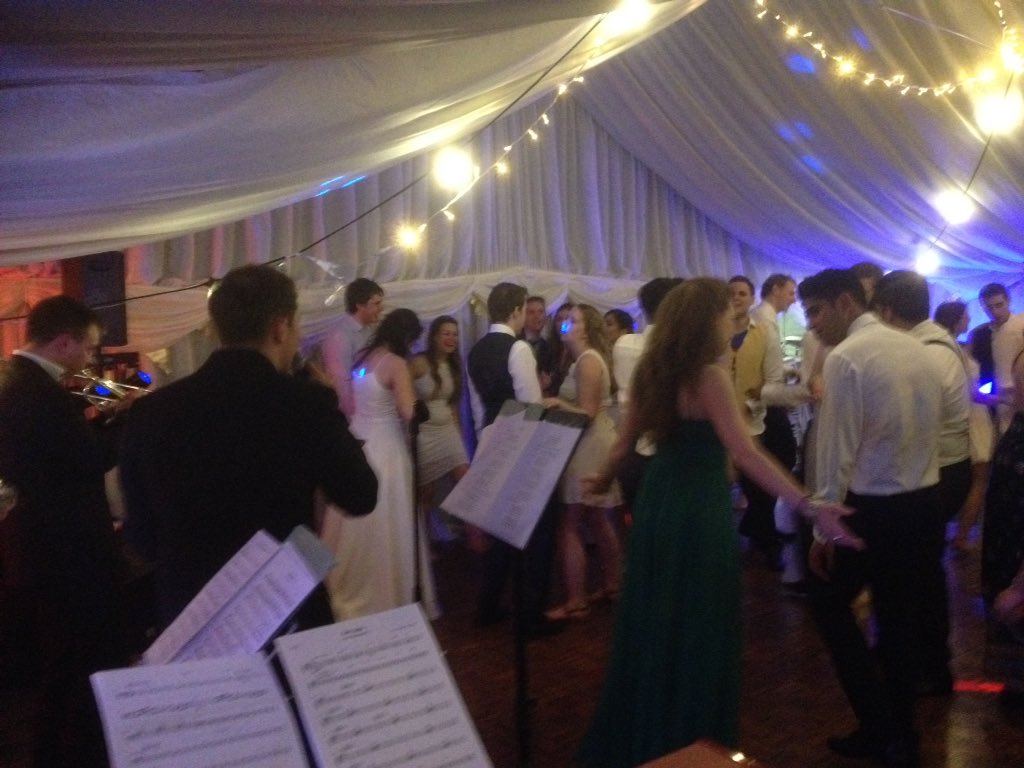 A snap from Matt and Steph's wedding party in Hayling Island, an absolutely fantastic crowd!