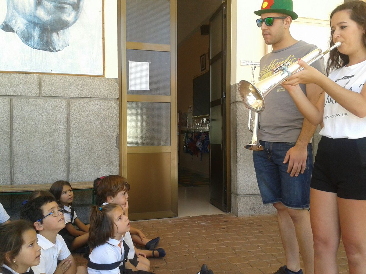 SalesianosPZB's tweet photo. PROYECTO: EL CIRCO. 
UNA ORQUESTA DE CIRCO en INFANTIL https://t.co/8dJS2uc1ZH