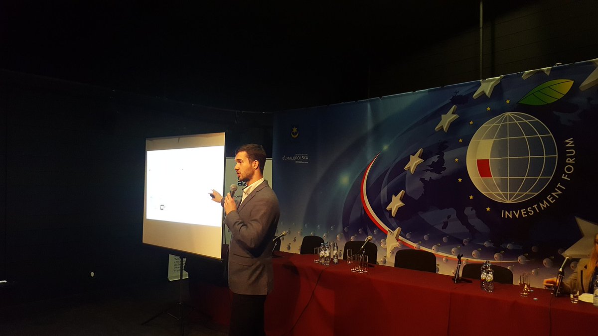 ITKeyMedia's tweet photo. #PKRM can reach whichever mobile phone holder with promotional content using GSM network! #inwestforum https://t.co/EcHARio0wx