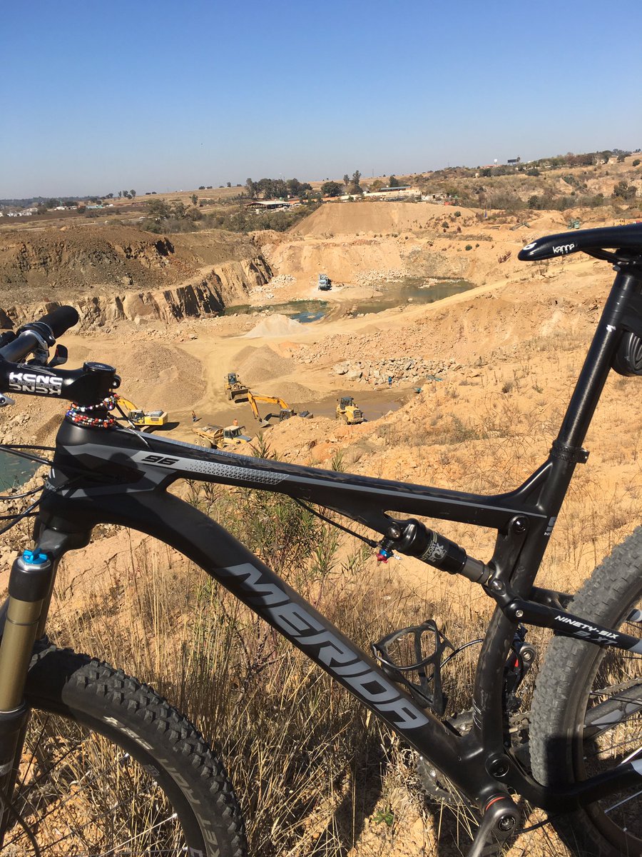 Power Mtb Ride this morn
Quarry might see some Dirt Bikes Scrambling here soon
#LovingLife
@Merida_SA <a href="/MeloVeloCycle/">Mellow Velo Cycles</a>
