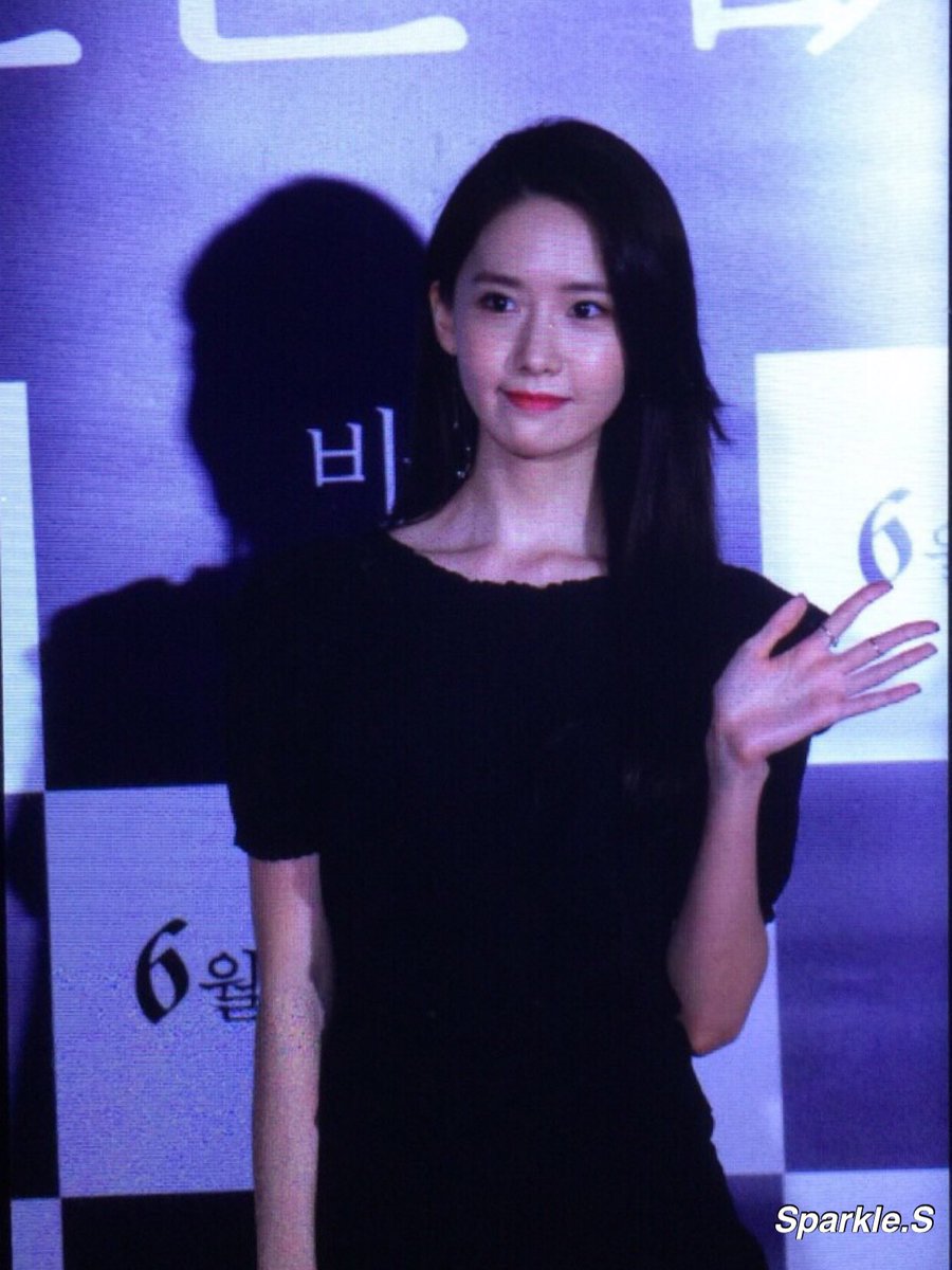 [PIC][20-06-2016]YoonA tham dự buổi công chiếu VIP của bộ phim "The Truth Beneath" vào tối nay ClZKgrnVAAA62hi