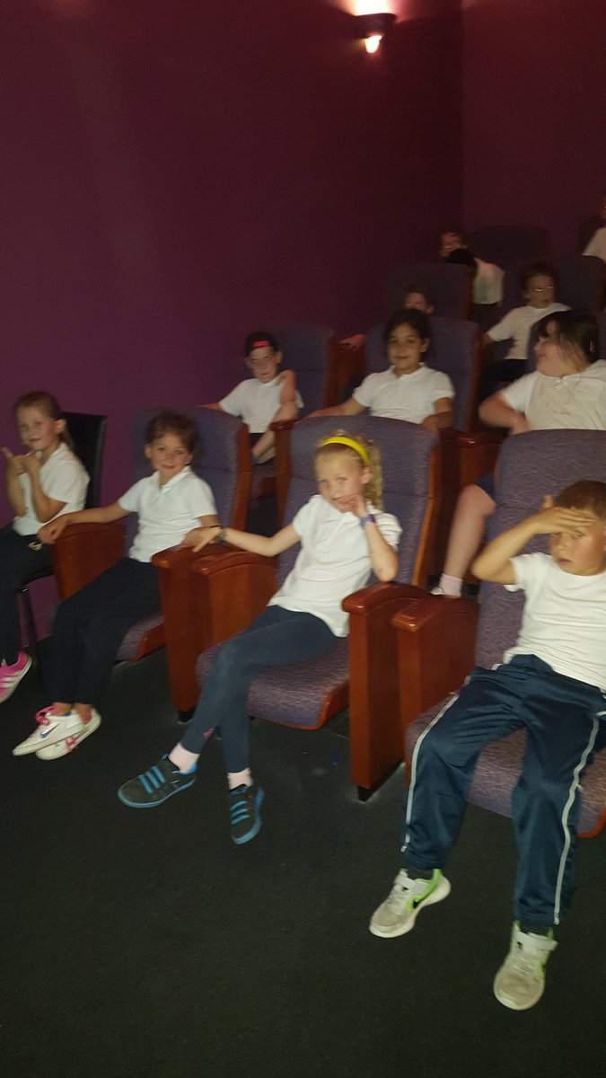 ljordan1stclass's tweet photo. Cinema Time https://t.co/JuCV3ZUApa