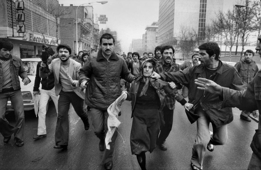 MariaB074's tweet photo. Thank you @MrChrisJWilson for choosing the brave Iranian#photographer Abbas for #Mondaymaster https://t.co/iVNSfoH3mI