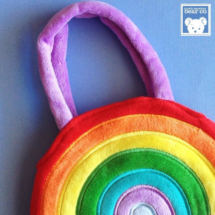 NABearCo's tweet photo. As a token of peace and friendship, please enjoy a free Goody Bag™. promo code PEACE on https://t.co/hLQNd5MGeG https://t.co/GYvYS2Te7L