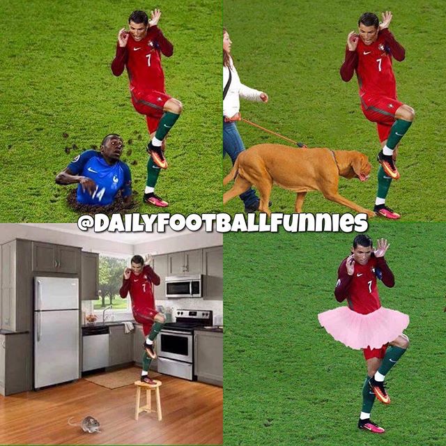 FootQuiz_App's tweet photo. Funn @Cristiano memes !! #ronaldo #Funny #soccer https://t.co/apGyu0zvXb