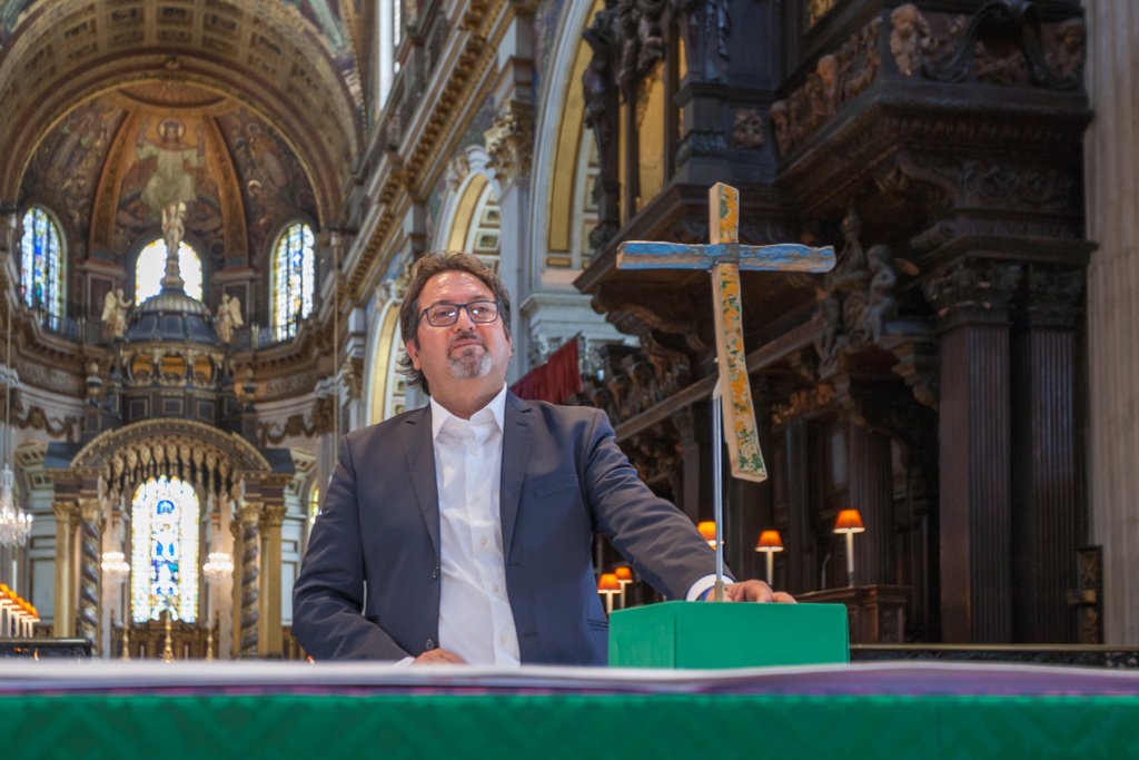 StPaulsLondon's tweet photo. Such a privilege to welcome Francesco Tuccio, maker of the Lampedusa Cross, to see it here #RefugeeWeek #RefugeeDay https://t.co/hv9DAP5xWI