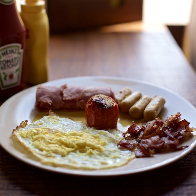 CDHspeaks's tweet photo. A sumptuous flavoury meal to give you food bliss!! #LoveCDH #CafeDelhiHeights #BreakfastMenu https://t.co/JqqTyb7hsj