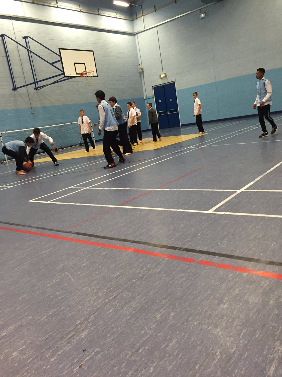 DuffrynHigh5x60's tweet photo. New basketball team starting their training!💪🏻 #duffryn #basketball #newteam #letsgo https://t.co/tdrGtQ9tnw