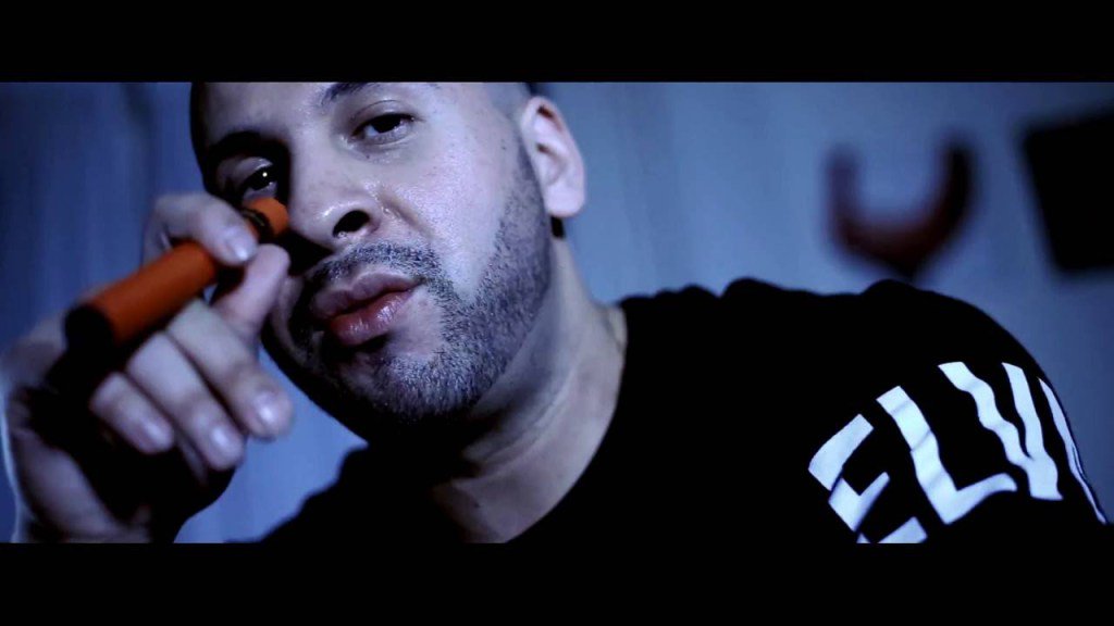fucmedia's tweet photo. #Dukus Feat. Yung Reeks - No Favours ... - https://t.co/dh0QDi6tdq (#Entertainment #Grime #GRMDaily) https://t.co/KXbM5Y2WLX