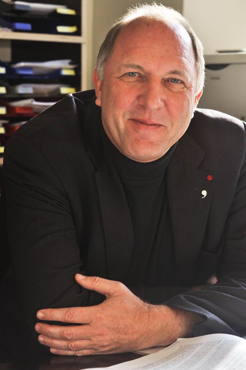 Kulturhauptstadt 2025? Herr Fuchs referiert am Donnerstag in der documenta-Halle (sa) bit.ly/Kassel2025 https://t.co/KzZpL4A0W6