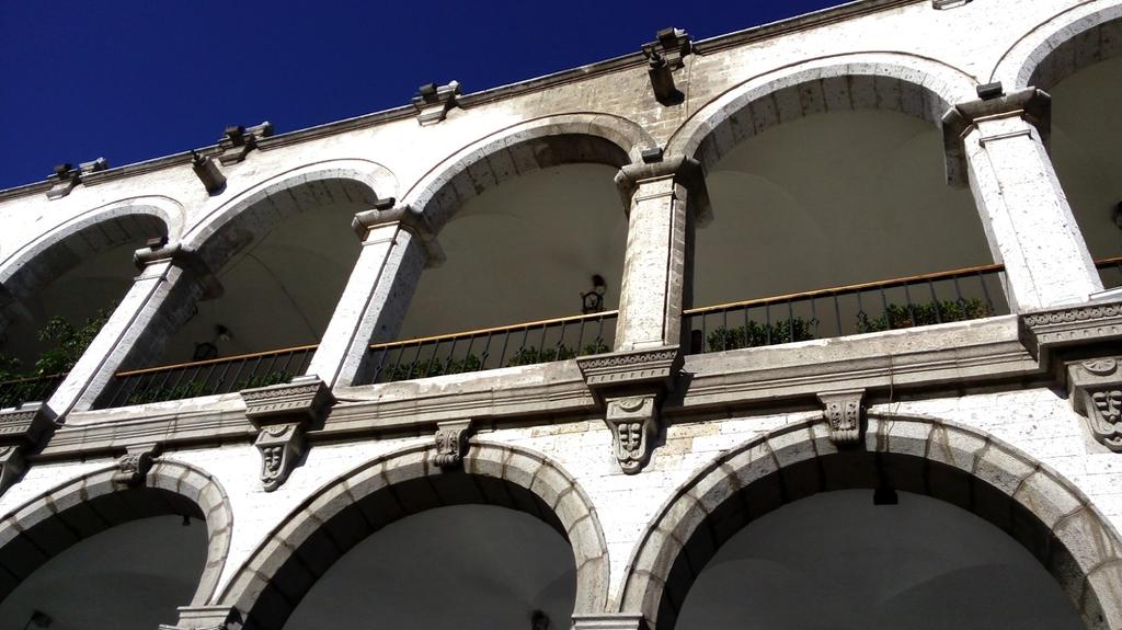 Orlando_MC4's tweet photo. Portales #Arequipa https://t.co/31hnywqykm