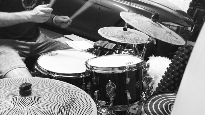 BuckAugust's tweet photo. Working a linear pattern into grooves & as a fill.
@vicfirth #vf15 #SD4Combo @officialludwigdrums #breakbeatsbyques… https://t.co/UifJStPRfy