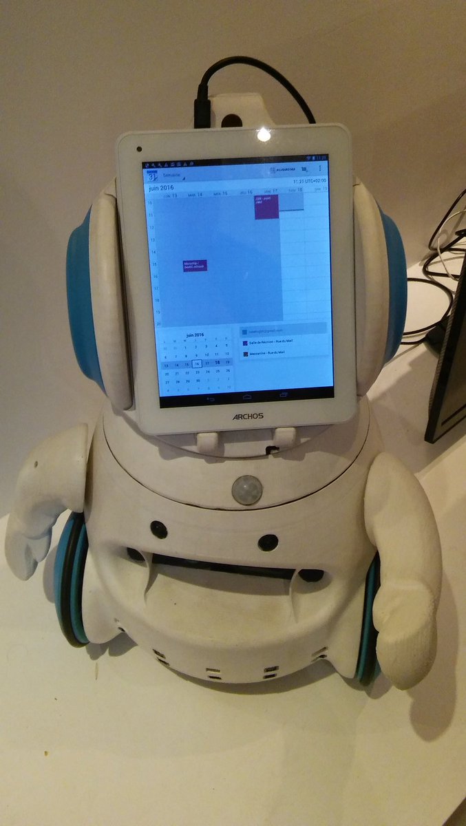 Mr_p1xel's tweet photo. Les ancêtres du buddy @adoptbuddy @FriendsOf_Buddy vu au #hackyourbuddy https://t.co/5yBK8SkSqk