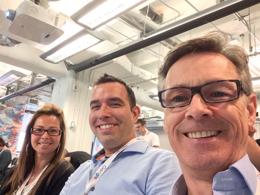 Tocagir's tweet photo. @googlepartners My new Google's friends. #googlepartnersCA https://t.co/WxDsDYUnlM