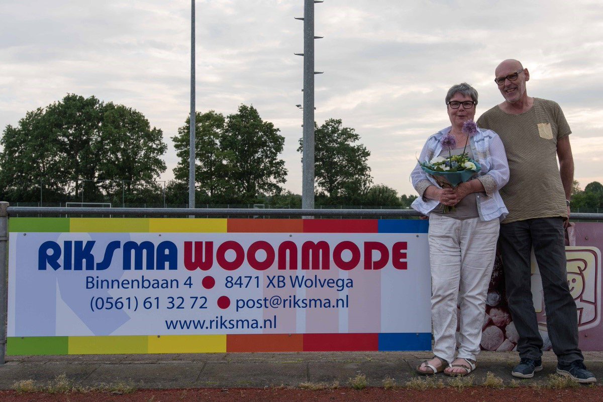 kv_sios's tweet photo. Nieuwe bordsponsoren #kvSIOS https://t.co/0q4bjdPRYq https://t.co/hfeACV91ka