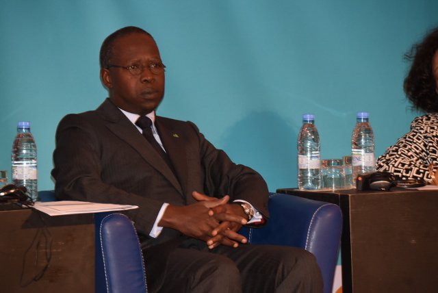 UNFPA_WCARO's tweet photo. Pour une #Afrique plus forte investissons dans les jeunes qui représentent notre futur @HLSDD16 #PutYoungPeopleFirst https://t.co/KJe8zz8lUu