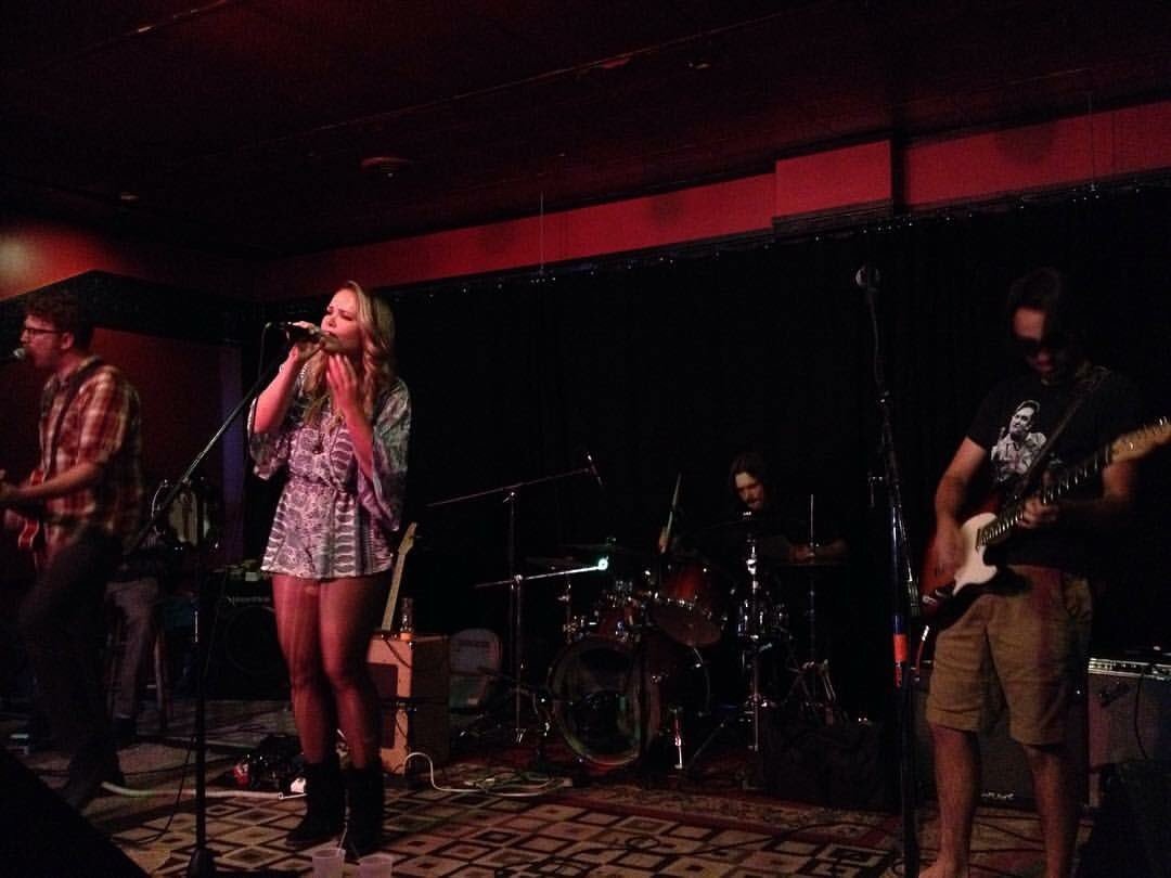 RusticRadio1's tweet photo. Goodbar 6/10 #rusticradio #rusticradiomusic #buffalo #buffalomusic https://t.co/vGZJYBX1yA